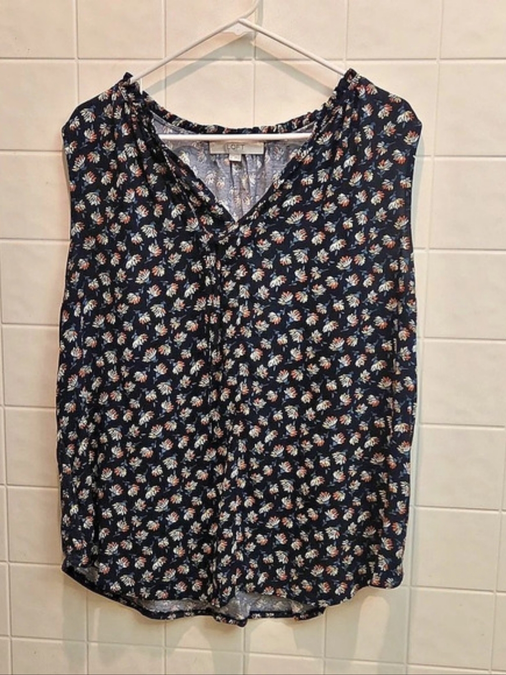 LOFT Floral V-Neck Blouse in Black & Orange Size XL